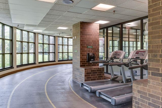 7614 York Avenue S 3215, Edina, MN 55435
