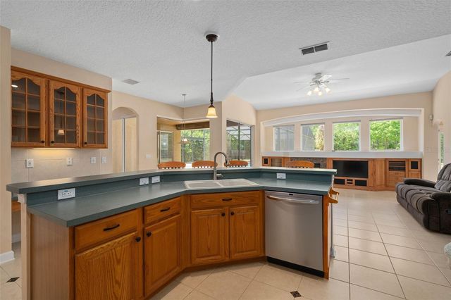 386 CHINAHILL COURT, Apopka, FL 32712