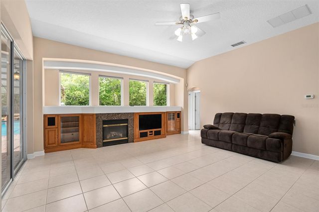 386 CHINAHILL COURT, Apopka, FL 32712