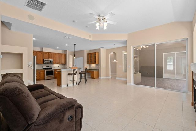 386 CHINAHILL COURT, Apopka, FL 32712