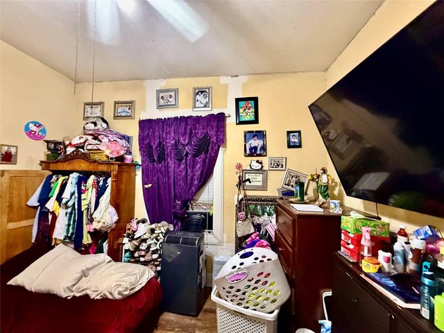 7808 Avenue F, Houston, TX 77012