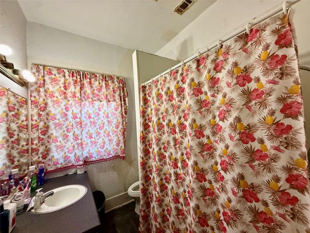 7808 Avenue F, Houston, TX 77012