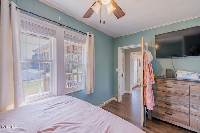 1620 Clouds Ford Road, Kingsport, TN 37665