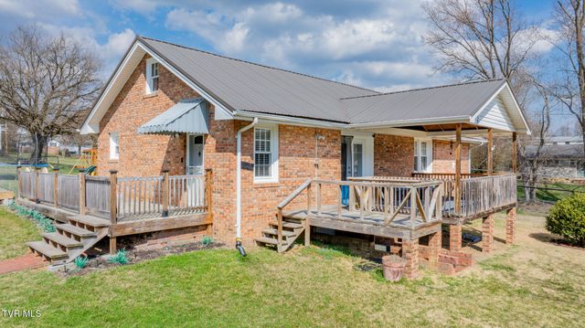 1620 Clouds Ford Road, Kingsport, TN 37665