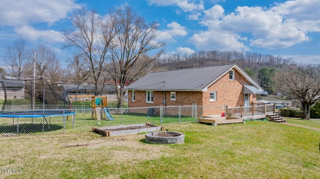 1620 Clouds Ford Road, Kingsport, TN 37665