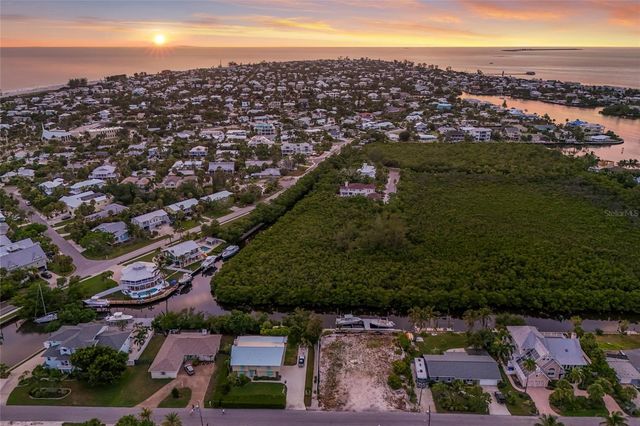 508 77TH STREET, Bradenton Beach, FL 34217