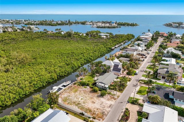 508 77TH STREET, Bradenton Beach, FL 34217