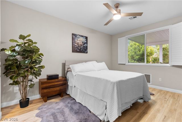 10341 Bentley Oaks Avenue, Las Vegas, NV 89135