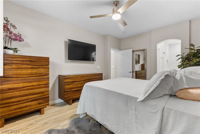 10341 Bentley Oaks Avenue, Las Vegas, NV 89135