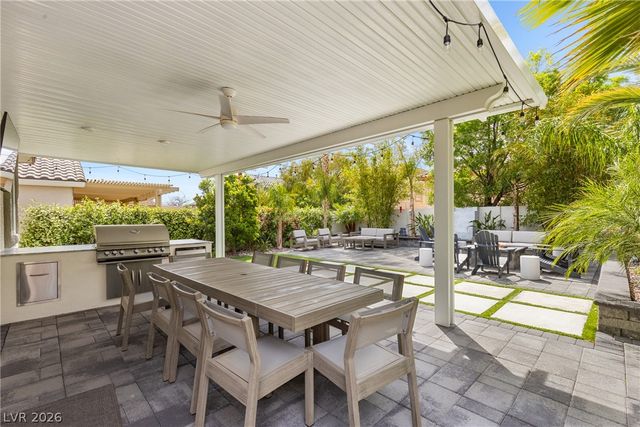 10341 Bentley Oaks Avenue, Las Vegas, NV 89135