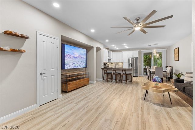 10341 Bentley Oaks Avenue, Las Vegas, NV 89135