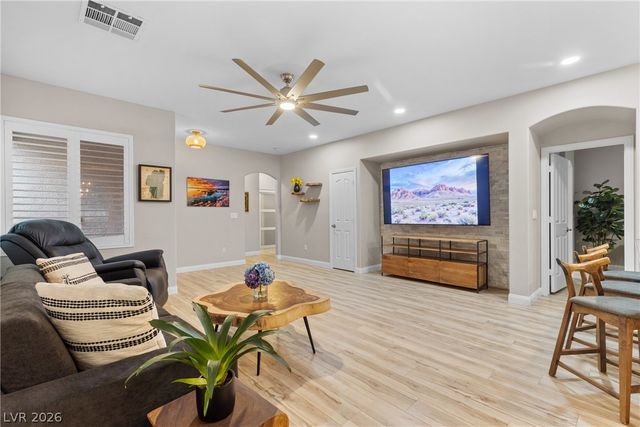 10341 Bentley Oaks Avenue, Las Vegas, NV 89135
