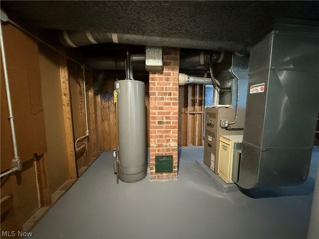 6095 Stark Drive, Brook Park, OH 44142