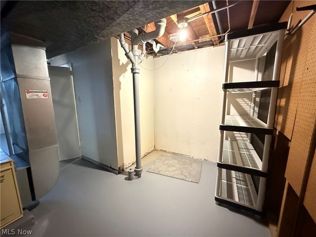 6095 Stark Drive, Brook Park, OH 44142