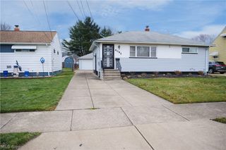 6095 Stark Drive, Brook Park, OH 44142