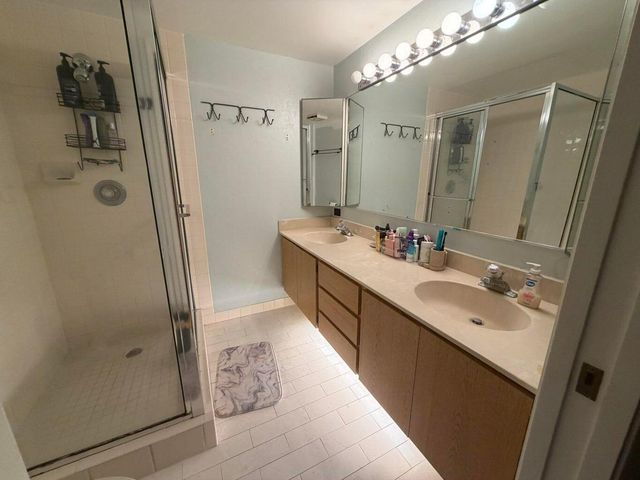 7117 71st Way, West Palm Beach, FL 33407