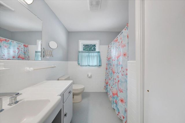 1730 Wilbur RD, Roanoke, VA 24015