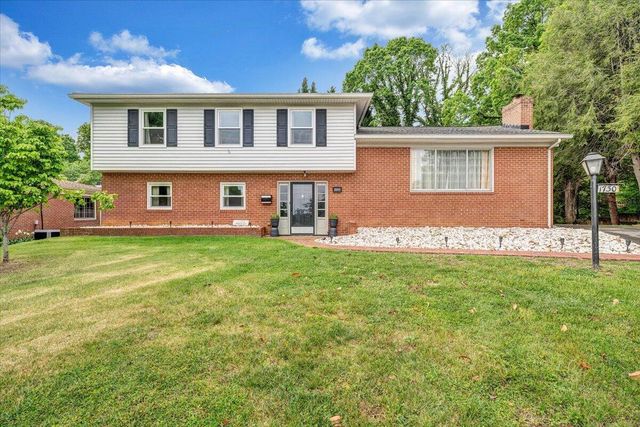 1730 Wilbur RD, Roanoke, VA 24015