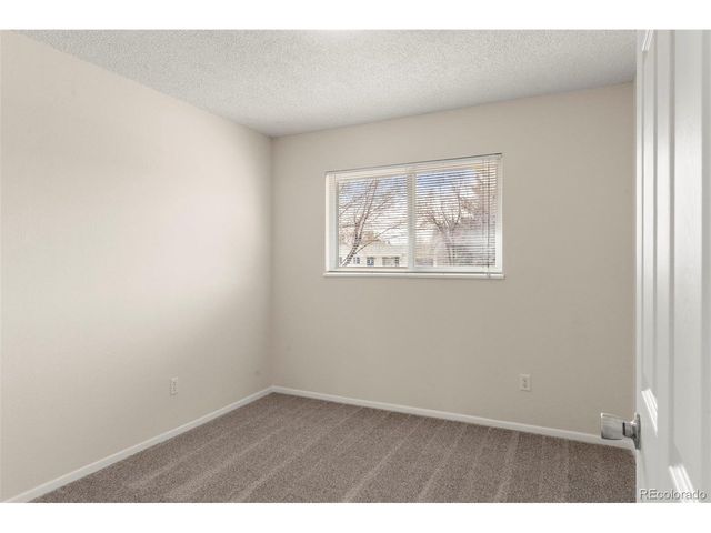 7210 Omaha Blvd, Colorado Springs, CO 80915