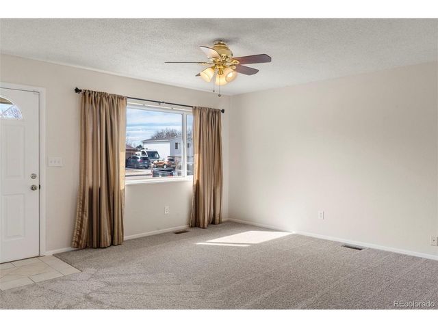 7210 Omaha Blvd, Colorado Springs, CO 80915