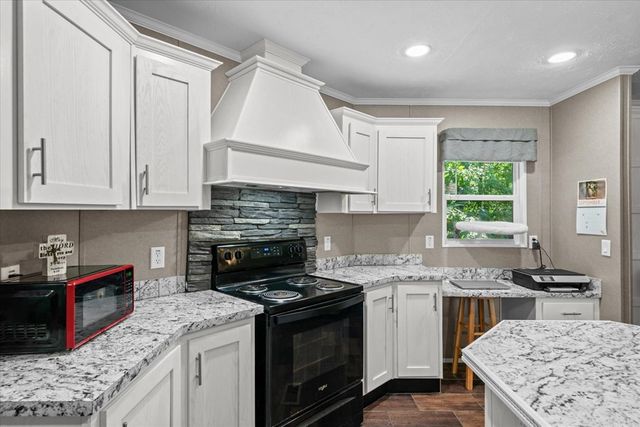 200 Lumpkin Way, Dalton, GA 30721
