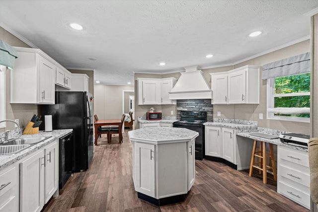 200 Lumpkin Way, Dalton, GA 30721