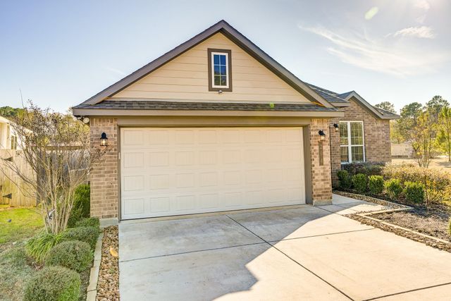 204 Shoreview Drive, Conroe, TX 77303