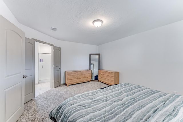 204 Shoreview Drive, Conroe, TX 77303