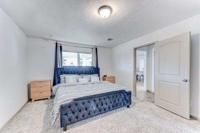 204 Shoreview Drive, Conroe, TX 77303