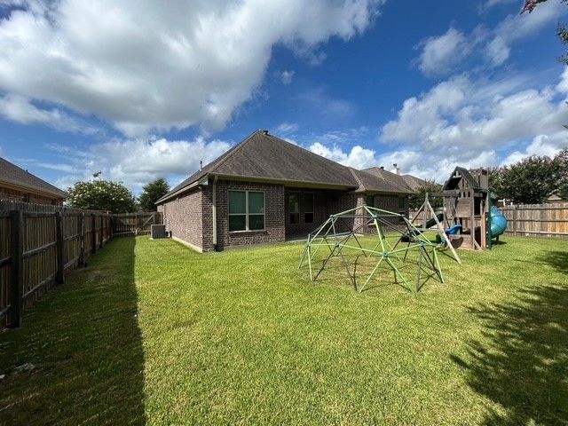 15623 Shady Brook Lane, College Station, TX 77845