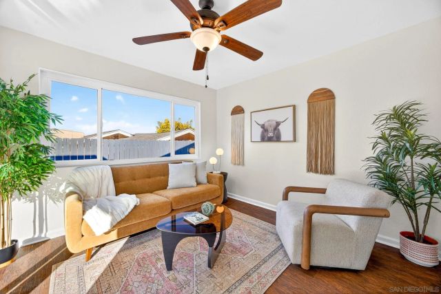 8450 Angila Dr, Santee, CA 92071