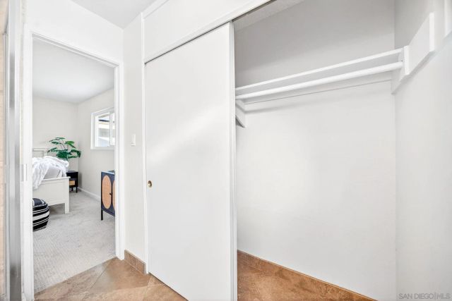 8450 Angila Dr, Santee, CA 92071