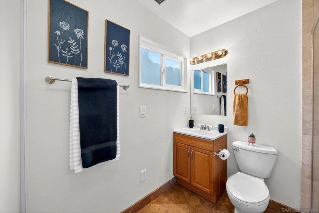 8450 Angila Dr, Santee, CA 92071