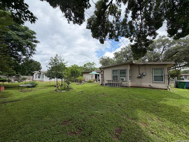 718 KASHMUIR PL, San Antonio, TX 78223
