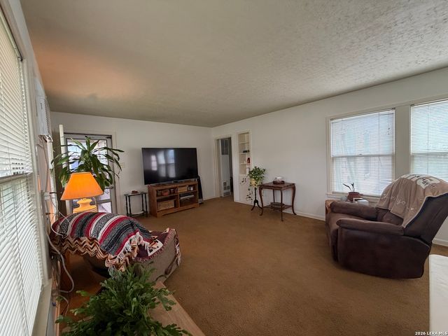 718 KASHMUIR PL, San Antonio, TX 78223