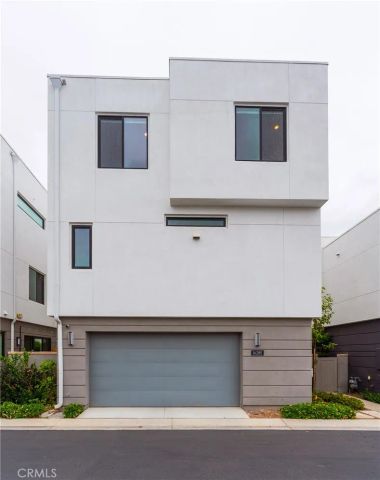 16285 Veterans, Tustin, CA 92782