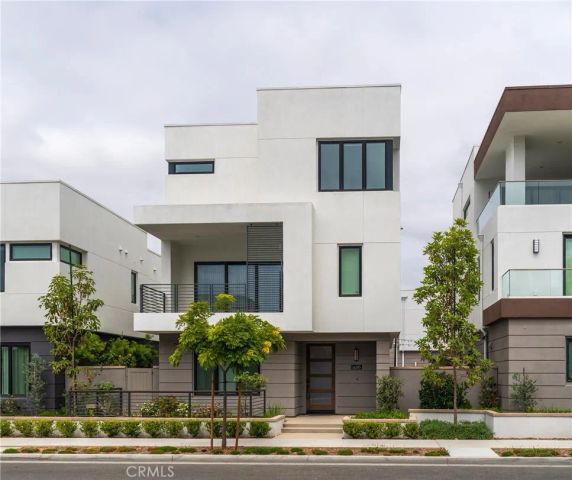 16285 Veterans, Tustin, CA 92782