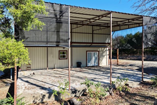 233 Betty Road, Eufaula, OK 74432