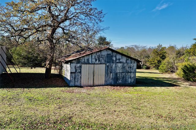 233 Betty Road, Eufaula, OK 74432