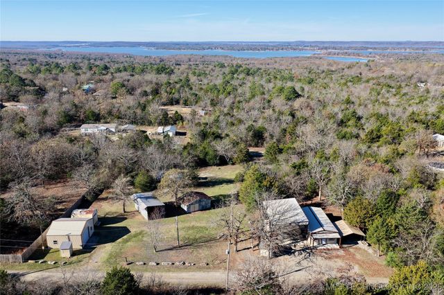 233 Betty Road, Eufaula, OK 74432