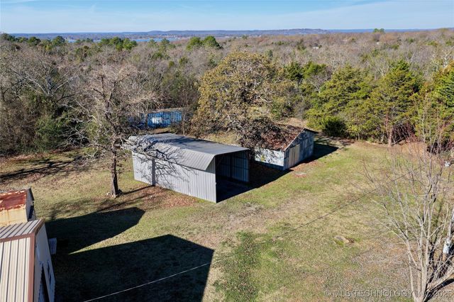 233 Betty Road, Eufaula, OK 74432