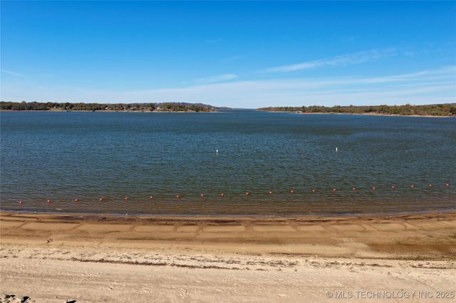 233 Betty Road, Eufaula, OK 74432