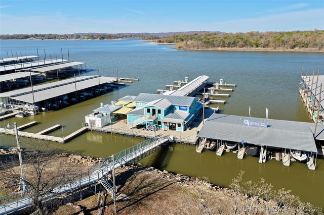 233 Betty Road, Eufaula, OK 74432