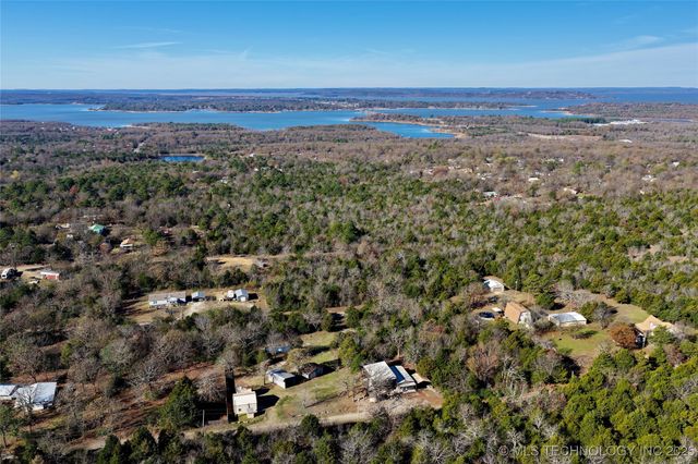 233 Betty Road, Eufaula, OK 74432