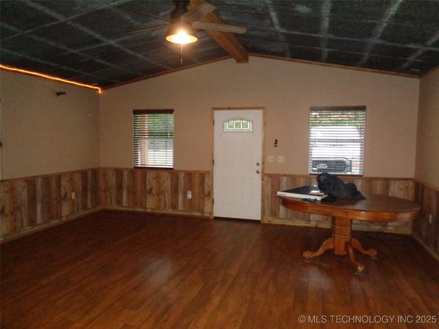 233 Betty Road, Eufaula, OK 74432