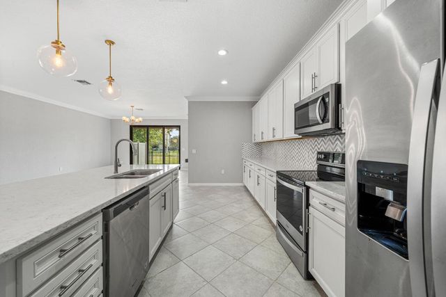 8359 Hanoverian Drive, Lake Worth, FL 33467