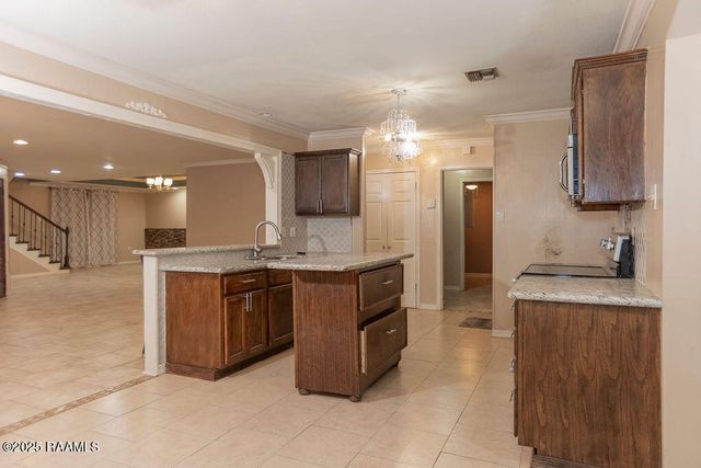 303 Terry Drive, Lafayette, LA 70501