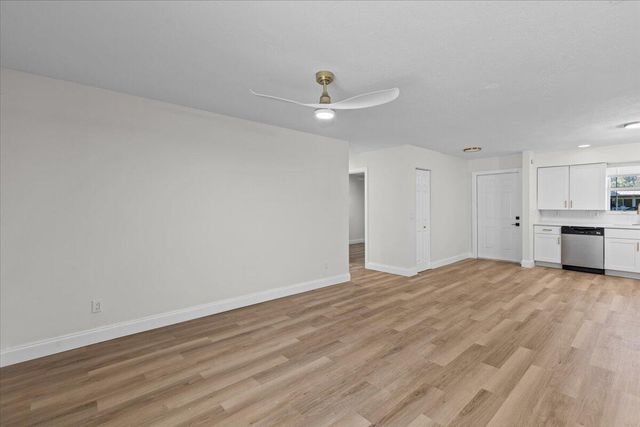 8379 SE Camellia Drive, Hobe Sound, FL 33455