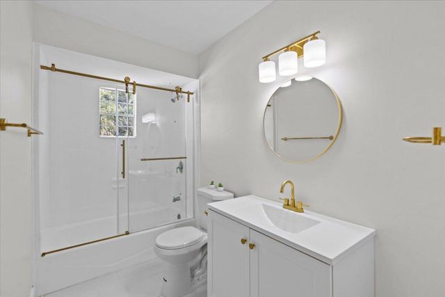 8379 SE Camellia Drive, Hobe Sound, FL 33455