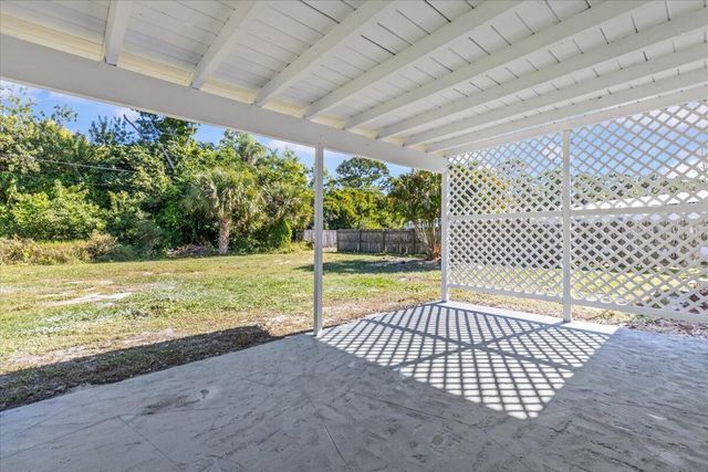 8379 SE Camellia Drive, Hobe Sound, FL 33455